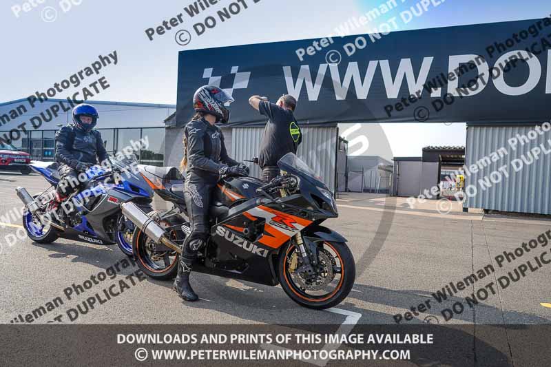 donington no limits trackday;donington park photographs;donington trackday photographs;no limits trackdays;peter wileman photography;trackday digital images;trackday photos